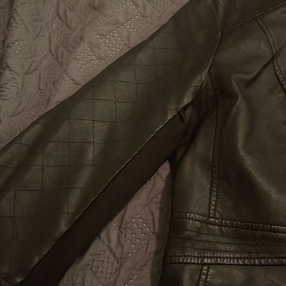 Black moto jacket - Picture 3 of 5